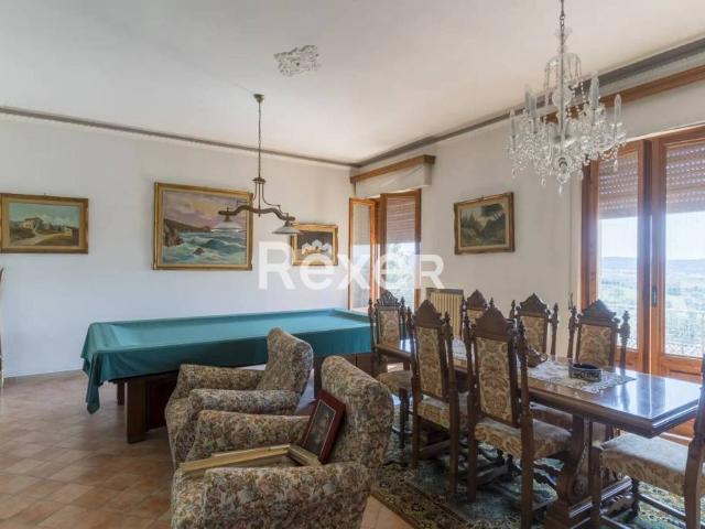 Vendesi casa indipendente a Marciano via Carraia, 17