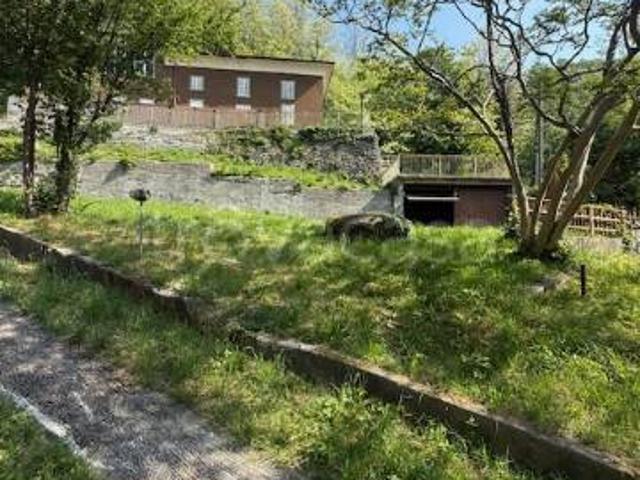 Vendesi casa indipendente a Sotto il Monte Giovanni XXIII, Pratolongo