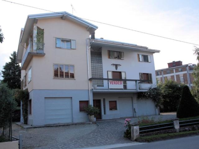 Vendesi casa indipendente a Samone, Guiglia