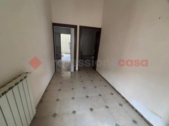 Vendesi casa indipendente a San Giorgio Ionico