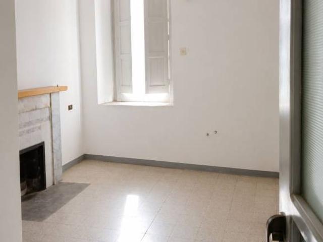 Vendesi casa indipendente a Sant'Arsenio