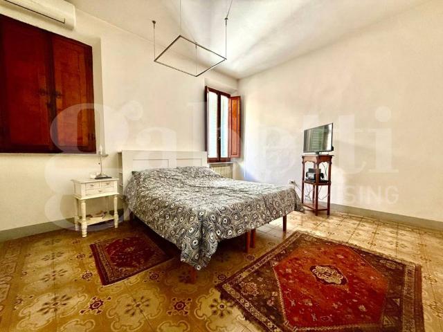 Vendesi casa indipendente a Ponte a Cappiano, Fucecchio