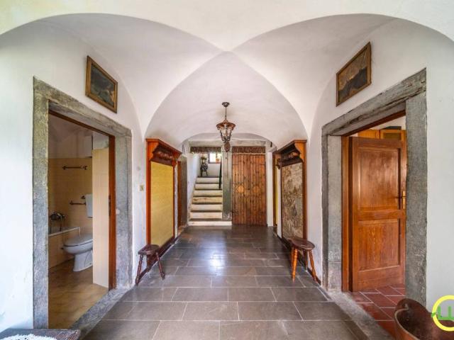 Vendesi casa indipendente a Paluzza via Ronch, 3