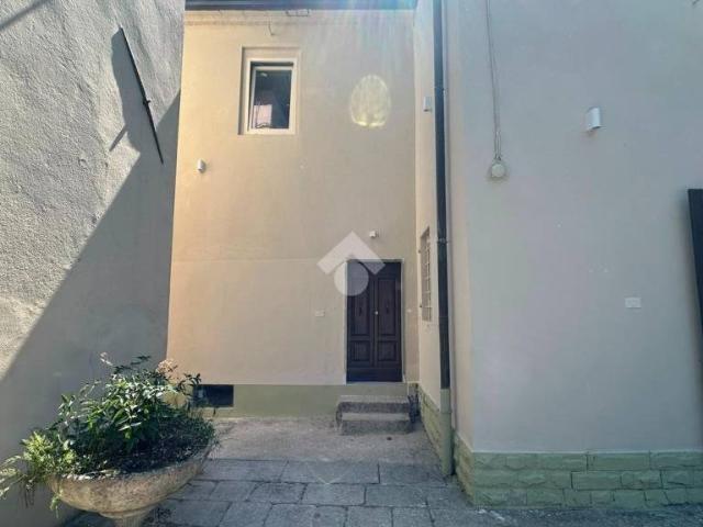 Vendesi casa indipendente a Pistoia, Piteccio