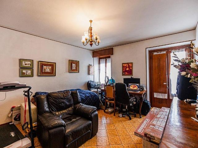 Vendesi casa indipendente a Quaderni, Villafranca di Verona