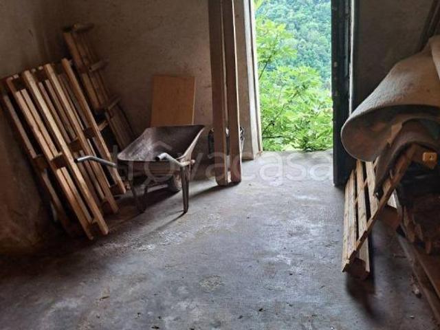 Vendesi villa bifamiliare a Roccaforte Mondovì via Gasdio, 19, Prea