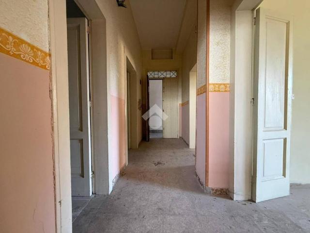 Vendesi casa indipendente a Reggio di Calabria, Tremulini Eremo