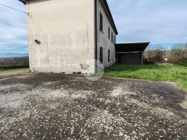 Vendesi casa indipendente a Ripi via Succurre Miseris, 71