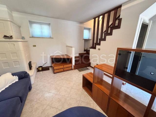 Vendesi casa indipendente a Tavagnacco via Vincenzo Monti, 2, Feletto Umberto