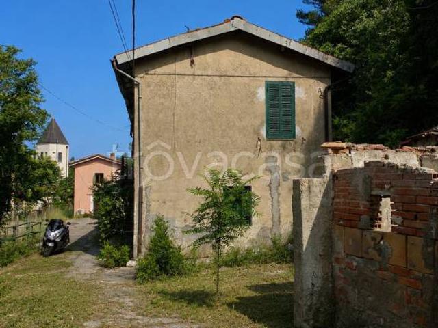 Vendesi casa indipendente a Terni via Ippocrate, 317, Cesure Valenza