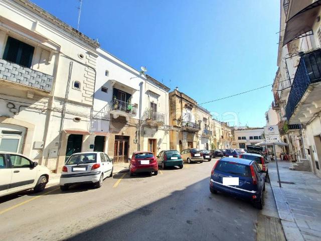 Vendesi casa indipendente a Triggiano vico Piccolo, 18