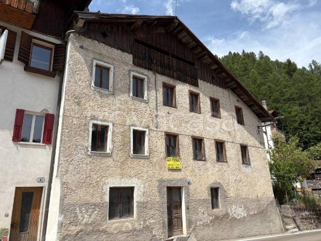 Vendesi casa indipendente a Val di Zoldo via Cordelle, 3