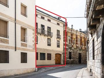 Vendesi casa indipendente a Vicenza, Centro città