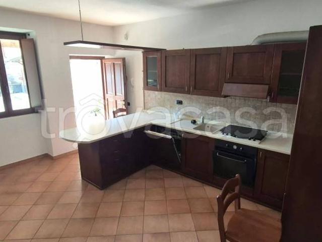 Vendesi casa indipendente a Viggiù via Sant'Elia, 51