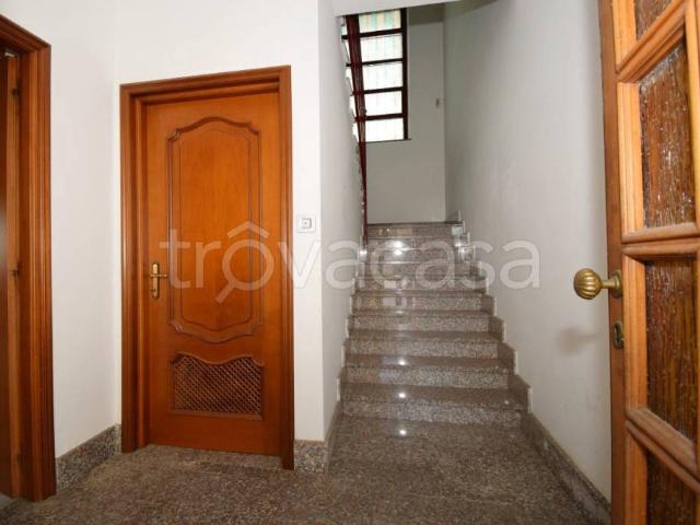 Vendesi casa indipendente a Vigone via Angiale, 2