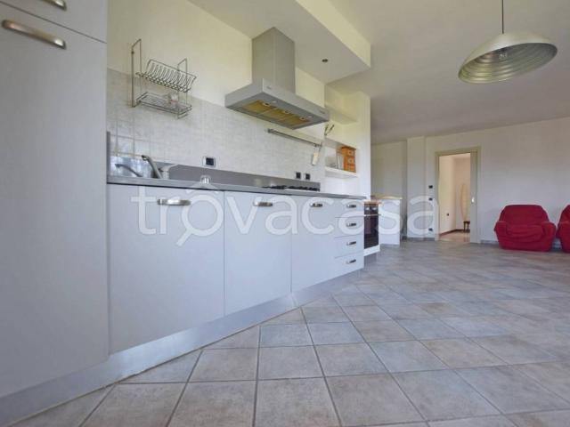 Vendesi casa indipendente a Villanova Mondovì via Giuseppe Bessone, 14