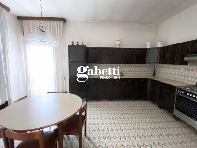 Vendesi casa indipendente ad Agna via Pietra