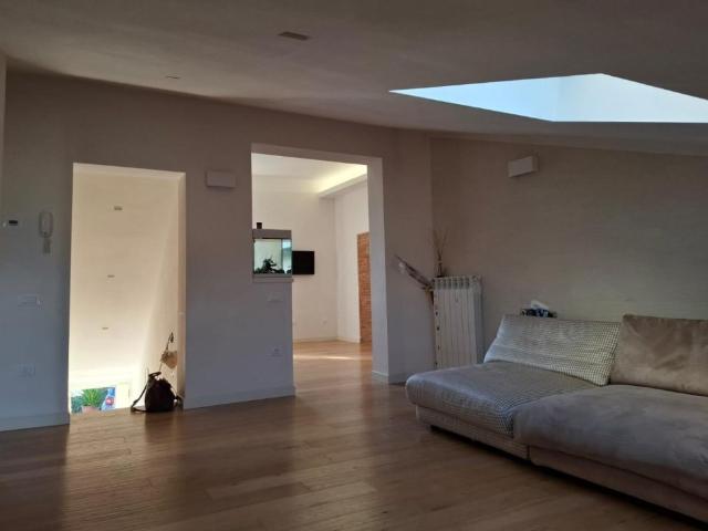 Vendesi casa semindipendente a Fucecchio via degli Aironi, Massarella