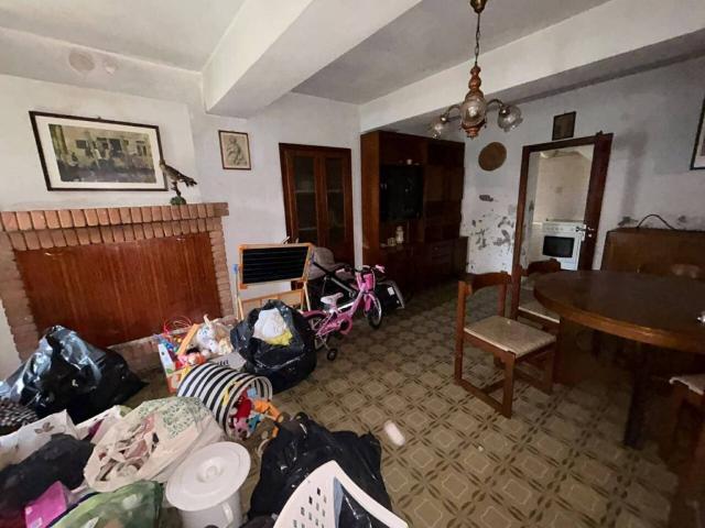 Vendesi casa semindipendente a Respiccio, Fornovo di Taro