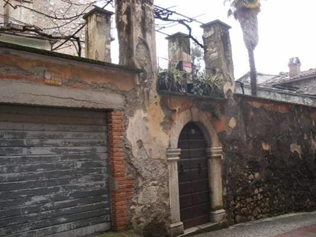 Vendesi casa semindipendente a Veroli via Cavour 27