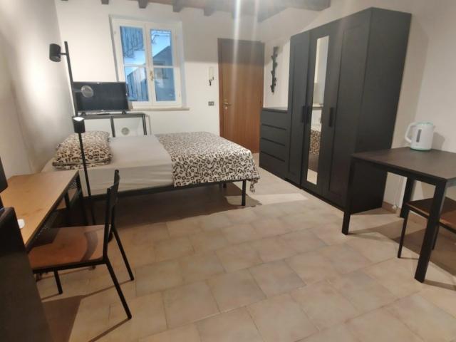 Vendesi palazzo a Parma strada XX Settembre