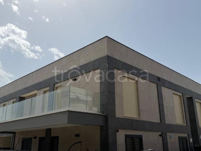Vendesi quadrilocale a Marino via Fratelli Cervi, 13, Santa Maria Delle Mole