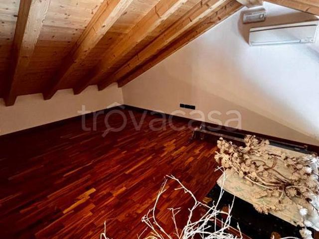 Vendesi quadrilocale a Mogliano Veneto via Piave