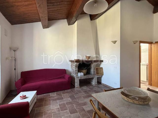Vendesi quadrilocale a Camerino
