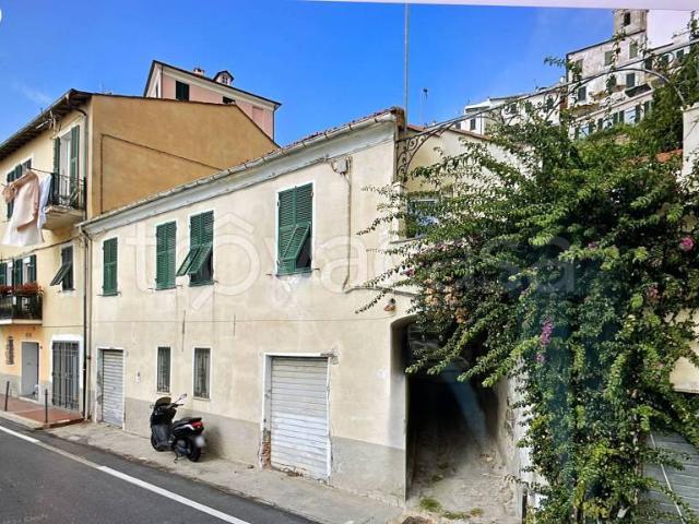 Vendesi quadrilocale a Cervo via Aurelia, 52