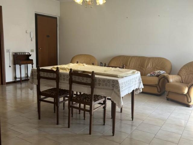 Vendesi quadrilocale a Podenzano