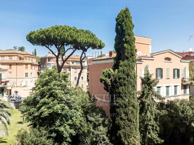 Vendesi quadrilocale a Roma, Aventino