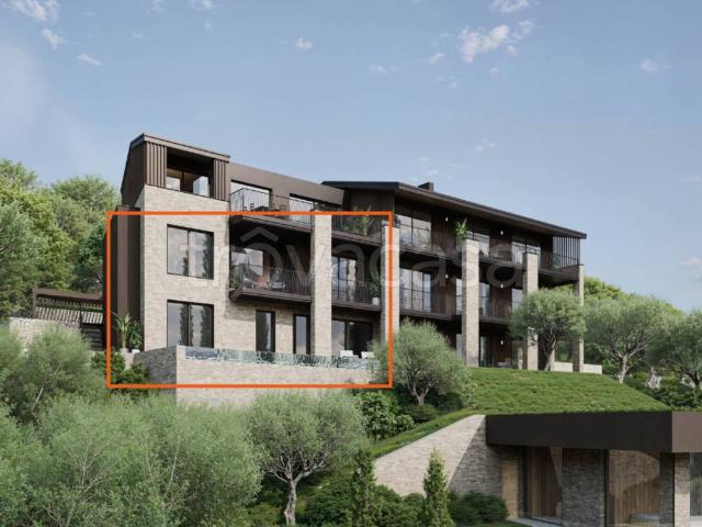 Vendesi quadrilocale a Torri del Benaco