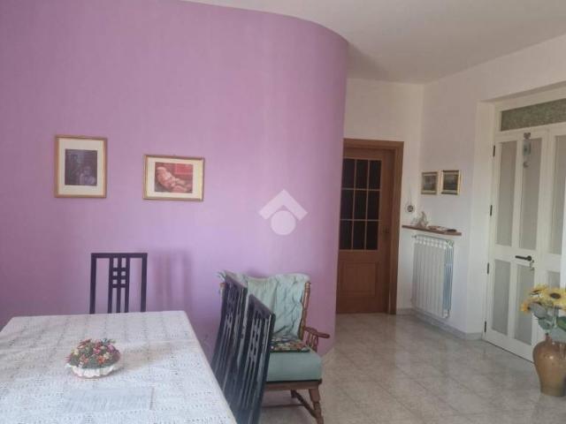 Vendesi quadrilocale a Vitulano via santissima trinità