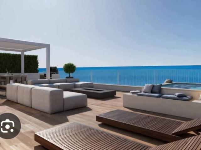 Vendesi stabile/palazzo a Igea Marina, Bellaria Igea Marina