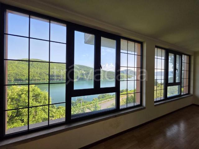 Vendesi stabile/palazzo a Pieve Santo Stefano via Cartiera, 8