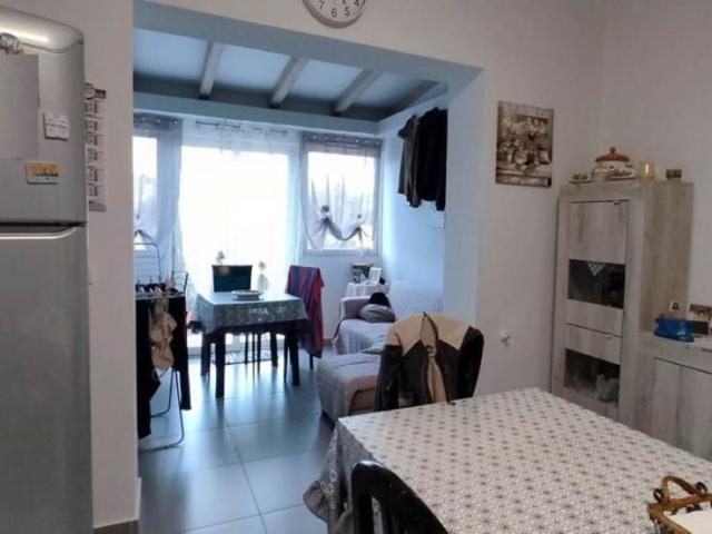 Vendesi trilocale a Mascalucia via roma