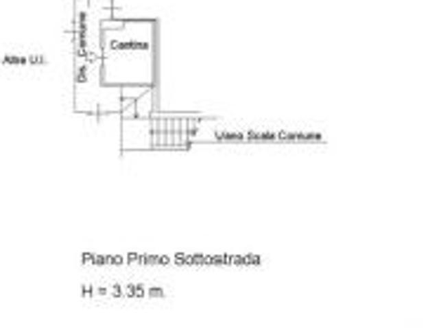 Vendesi trilocale a Mariano Comense via Tre Venezie, 13