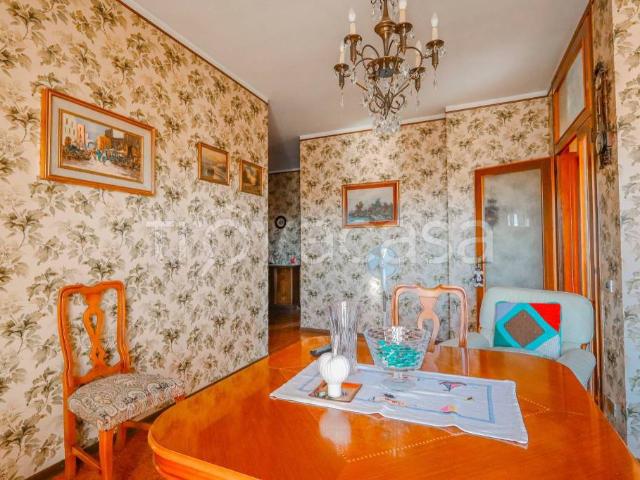 Vendesi trilocale a Medolla via Provinciale