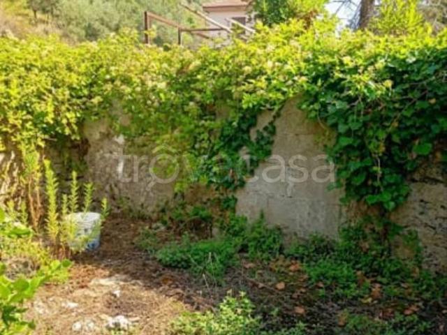 Vendesi trilocale a Montecorvino Pugliano via Nazario Sauro, 26