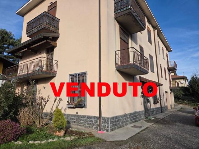 Vendesi trilocale a Oggiona, Oggiona con Santo Stefano