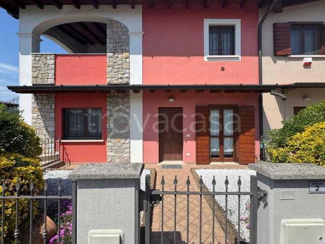 Vendesi trilocale a Bagnolo Mella