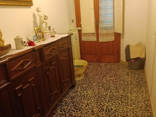 Vendesi trilocale a Capraia Fiorentina, Capraia e Limite