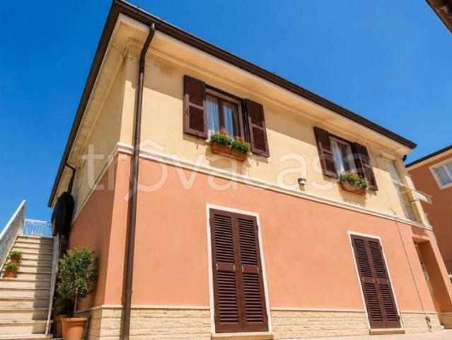 Vendesi trilocale a Fiumaretta, Ameglia