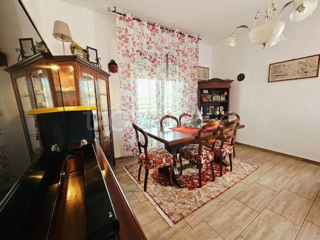 Vendesi trilocale a Parma via Emilio Lepido, 8, San Lazzaro