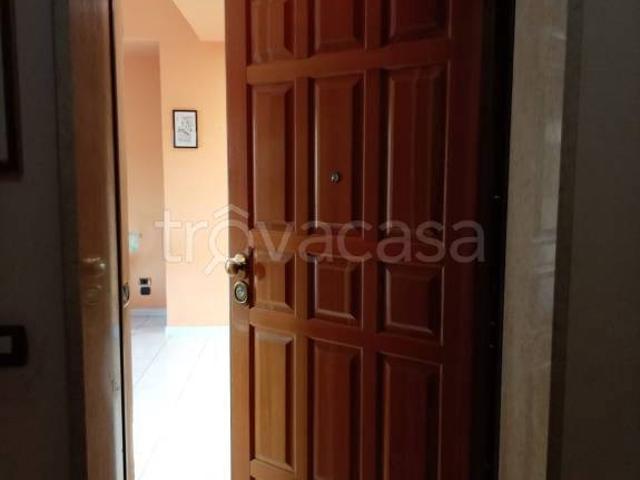 Vendesi trilocale a Reggio di Calabria via Sbarre Superiori, 153, Modena San Giorgio Extra