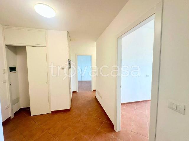 Vendesi trilocale a Rimini viale Principe Amedeo, 11, Marina Centro