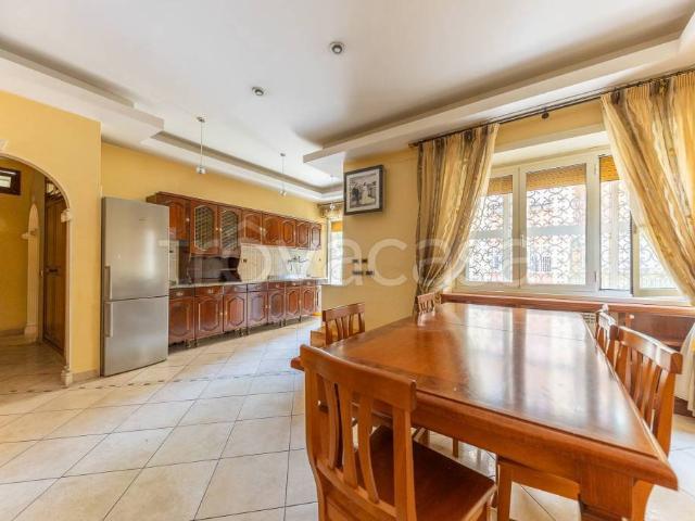 Vendesi trilocale a Roma via Mario Chiri, Villa Gordiani