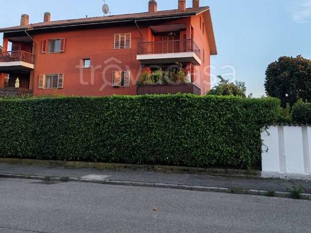 Vendesi trilocale a San Donato Milanese via Salvador Allende, 38