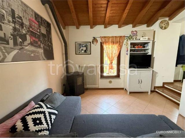 Vendesi trilocale a Traversetolo via Val Termina