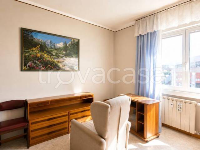 Vendesi trilocale a Trieste via Valmaura, 19, Baiamonti Valmaura